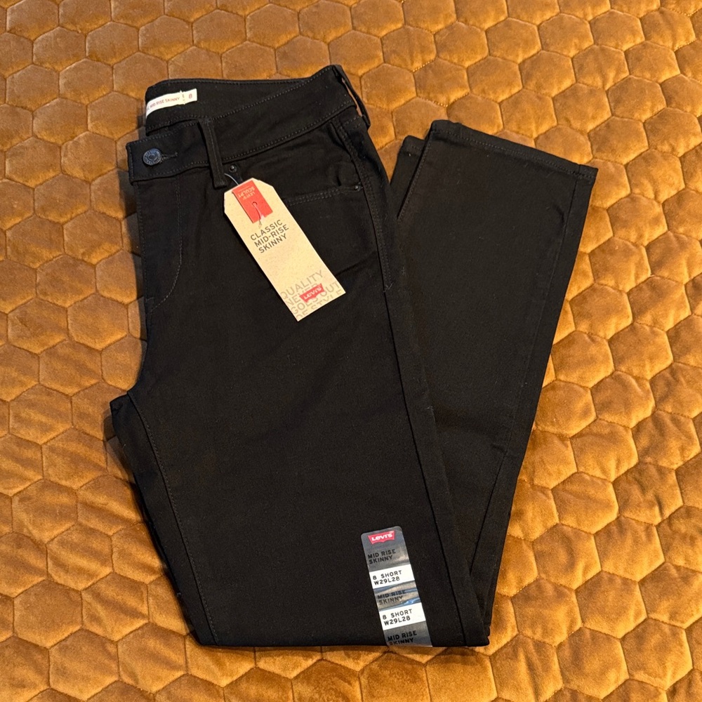 Levi's Classic Black Mid-Rise Skinny Jeans
